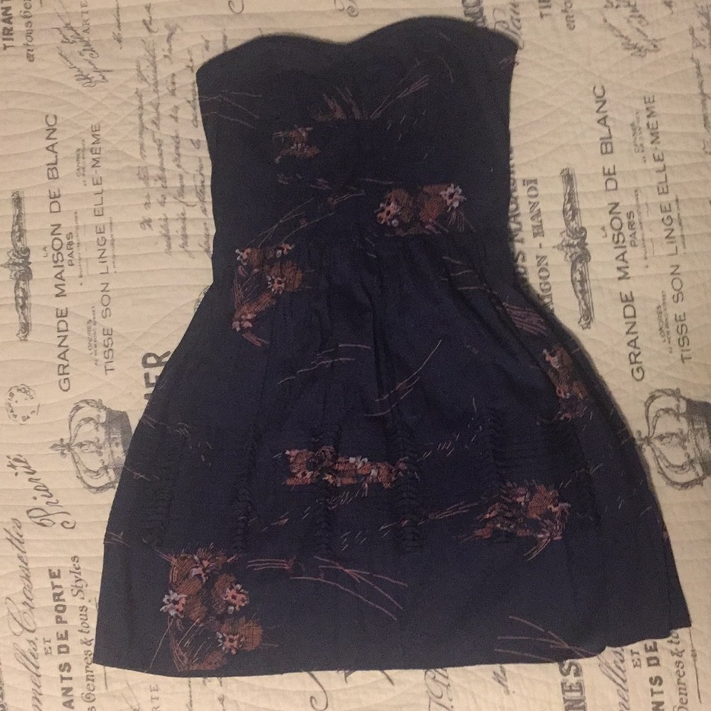 *NWOT* Navy Floral Kimchi Blue Dress